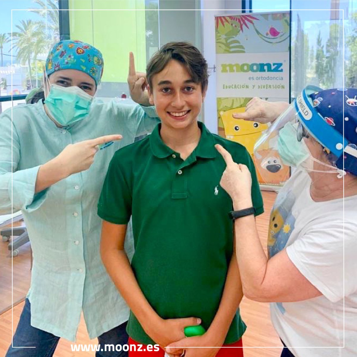 Nos sentimos orgullosos de cada uno de nuestros pacientes y cómo no, si es que da gusto con ellos! , Pepe felicidades por tu tratamiento finalizado, siempre serás un Moonziano! 💚😘 #moonzesortodoncia #ortodonciaadolescentes #ortodonciainfantil #ortodoncia #dentistainfantil