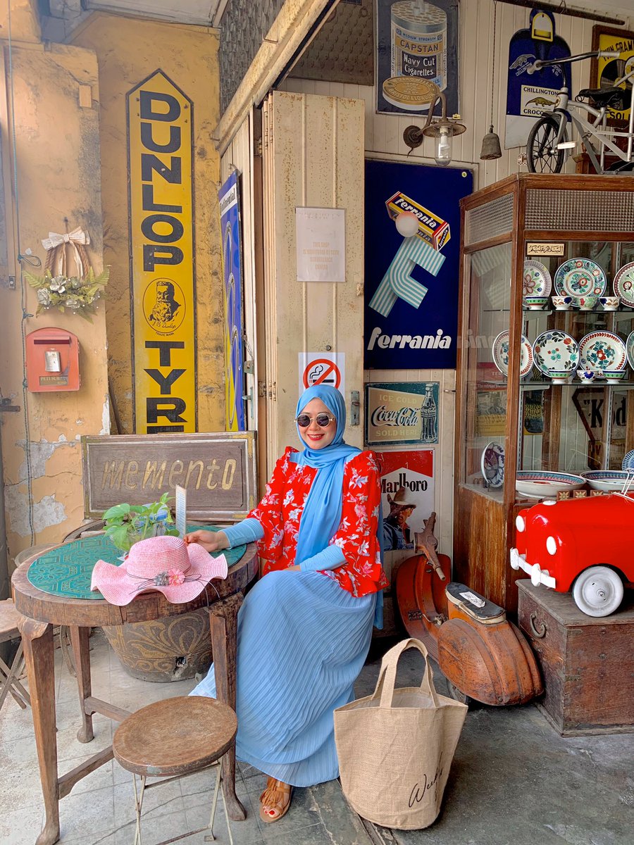  Jangan lepas peluang untuk OOTD di setiap sudut yang menarik Selain Laksa Nyonya terdapat juga menu menarik yang lain