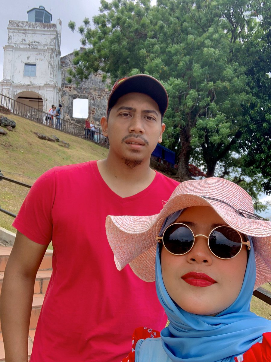 Sambil mendaki kene singgah ambil gambar