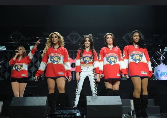 NaaraGaray03's tweet photo. The impossible is possible ❤️ #8yearsofFifthHarmony https://t.co/TsPprQEnrW