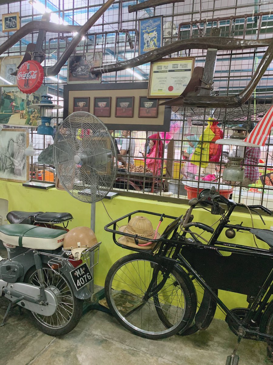  Kuih Keria Antarabangsa- Jangan lepaskan peluang untuk cuba keria viral ini dan ternyata sedap!- sampai ke malam dia masih lembut dan sedap. Tak rugi beli