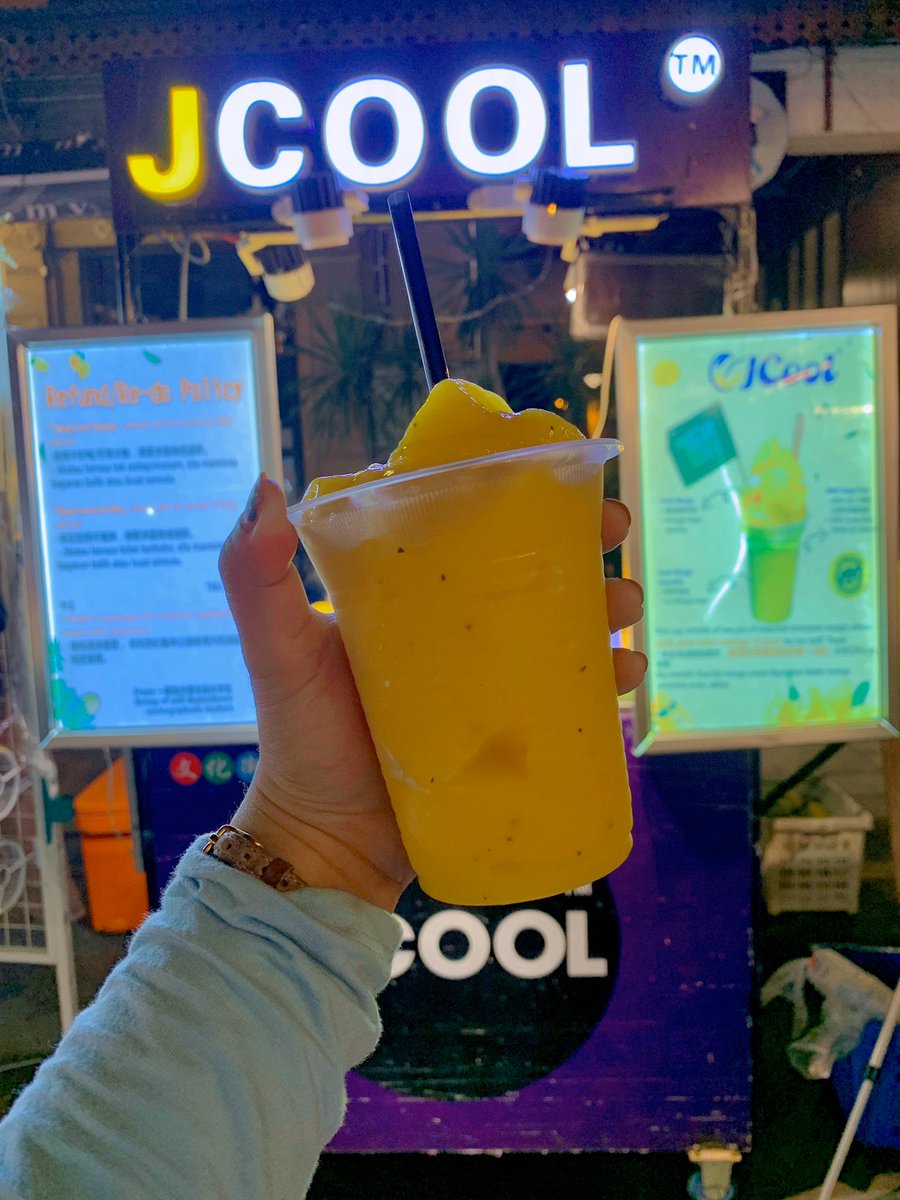 - Hiasan rambut murah dan cantik!- Pastport holder boleh design sendiri - Barangan zaman kanak kanak dulu - Jangan lepaskan peluang beli manggo blend fresh. Sedap !