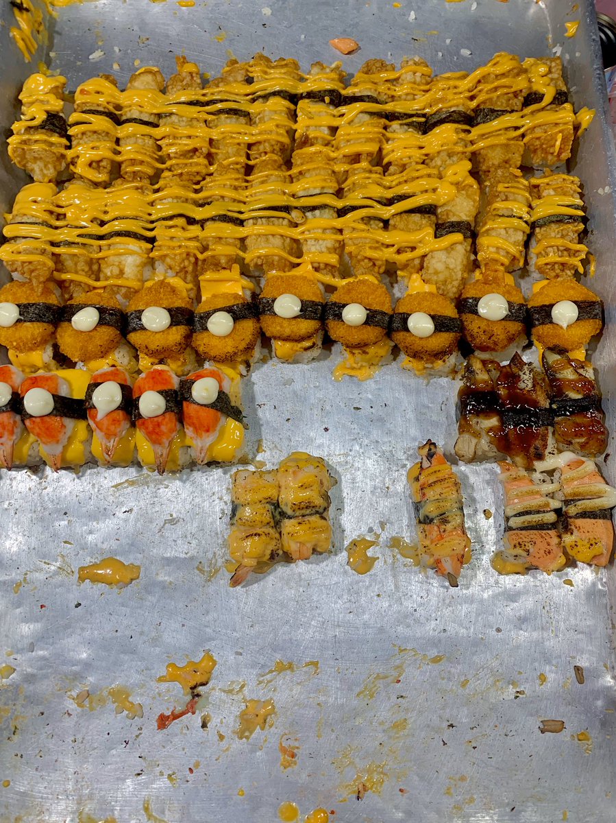  DownTown (Depan Pahlawan Mall)- Dekat sini kene rasa sushi Sangat sedap ! - Pelbagai jenis sushi ada dan cepat habis. - Dimsum pun ada pelbagai pilihan dan sedap . - Air buah jambu batu ni pun sedap. Kene cuba. All RECOMENDED