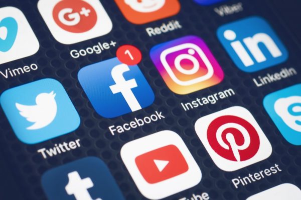 HamzaAsifHashm2's tweet photo. To get more leads and incrase Business sales 
Advertise your brand through Social Media platforms.
#DigitalMarketing #Facebook #Instagrammarketing #Twittermarketing #Linkedinmarketing https://t.co/d7Q2PnX5Jq