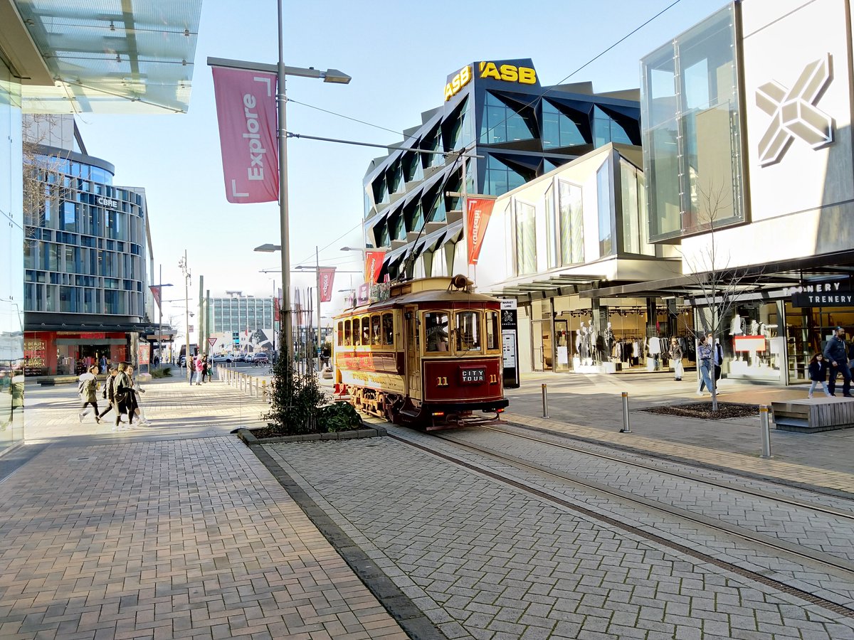 The first thing that struck me was the lack of cars in the city centre. It was just wonderful to walk around the city centre, totally relaxed, quiet, and the air felt so clean (probably helped that there was a chilly breeze too) (2/15)