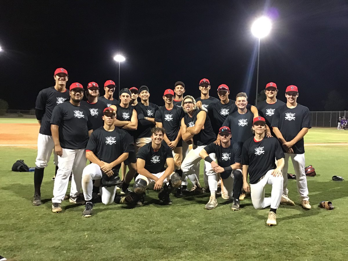 TimHuff14's tweet photo. From day 1 these guys took a tough situation and made the most of it. Played all summer with passion and love for the game. Thank you Eric Doble and Matt Fredette for making this league go and having kids best interest in mind all summer @ArizonaBat #twistit https://t.co/5RraAOMlGy