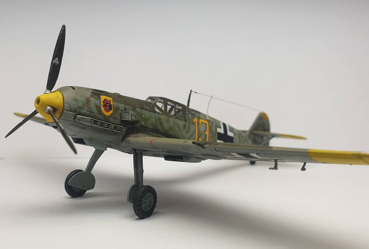 Plastic_Alchem's tweet photo. And this one is finished. Hope you all like it. #ww2 #miniaturas #miniatures #172scale #plasticalchemist #plasticmodel #airfix #airfixmodels #scalemodel #scalemodelling #scaleaircraft #plasmo #BF109 #modelismoestatico #modelismo #miniature #scaleplane #orlee #modelcraft https://t.co/VLgsIXYoce