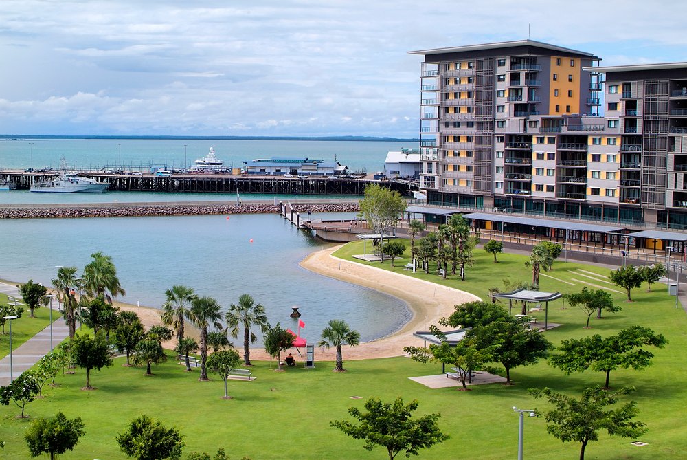 ReconDaily's tweet photo. The @REINT June Quarter 2020 Real Estate Market Report makes for interesting reading as figures defy expectations.
#therealestateconversation #australianrealestatenews #australianpropertynews #REINT
https://t.co/yCEyqxm3VT https://t.co/7YZcEBzrJU