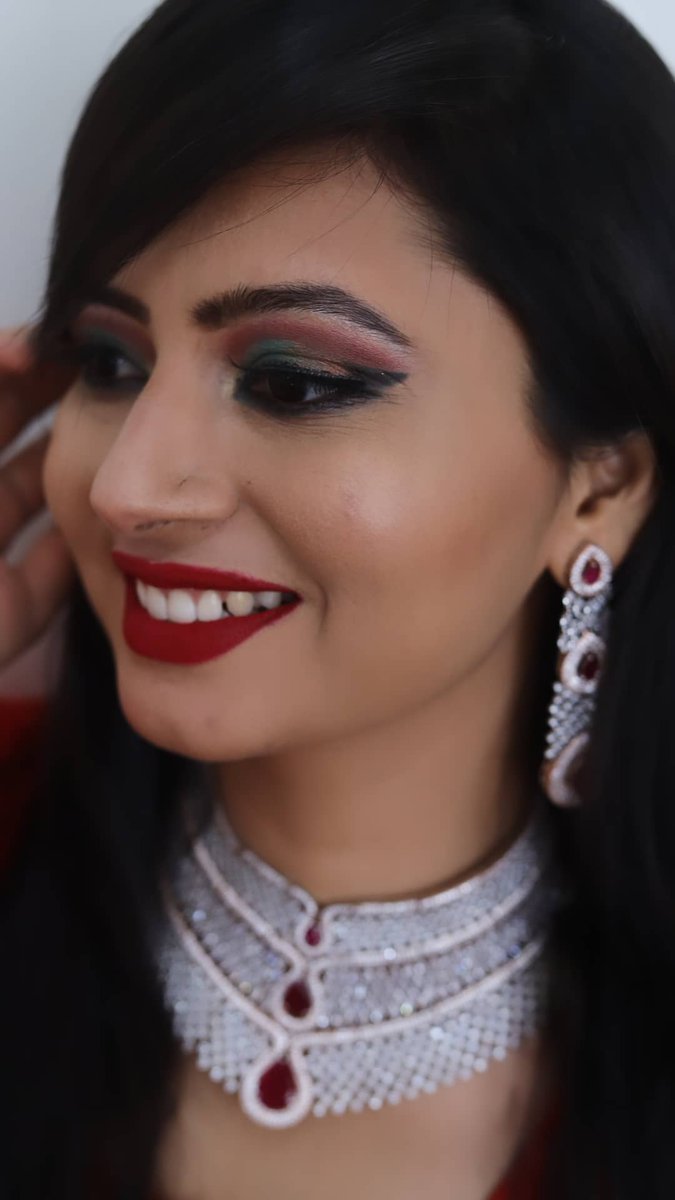 Iamsheetal1's tweet photo. “A warm smile is the universal language of kindness.”
.
.
.
.
#Smiles #Free #Therapy #Warm #Universe #Smiling #Keep #Inspiring #Me #God #Fan #Followers #ThankYou #Gratitude #NewLookBook #Jewellery #Shoot #Event #Shoot #Photography https://t.co/ILxLCg9MOk