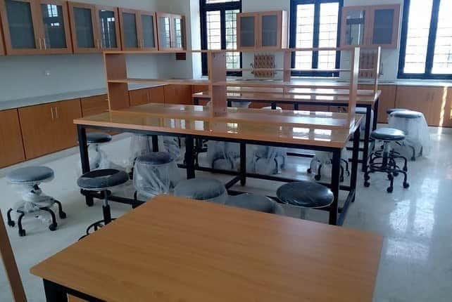 SHussainJillani's tweet photo. Education come's first
#WelldoneSindhGovt
Government High School Drib Mehar Shah, Khairpur Mirs, Sindh.

Thank you for giving best educational environment with all modern facilities for the betterment of our future.
@BBhuttoZardari
@SaeedGhani1 https://t.co/NXXciG8AcR