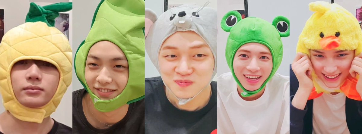 hourlyheesaa's tweet photo. congratulations to my beloved OT⁵. I wish you all success. love you all borahaeeee😘✨✨🎉🎉❤️❤️
#5MWithTXT
#TXTwitter5M
#TOMORROW_X_TOGETHER @TXT_members @TXT_bighit https://t.co/bzbz9WNzW1