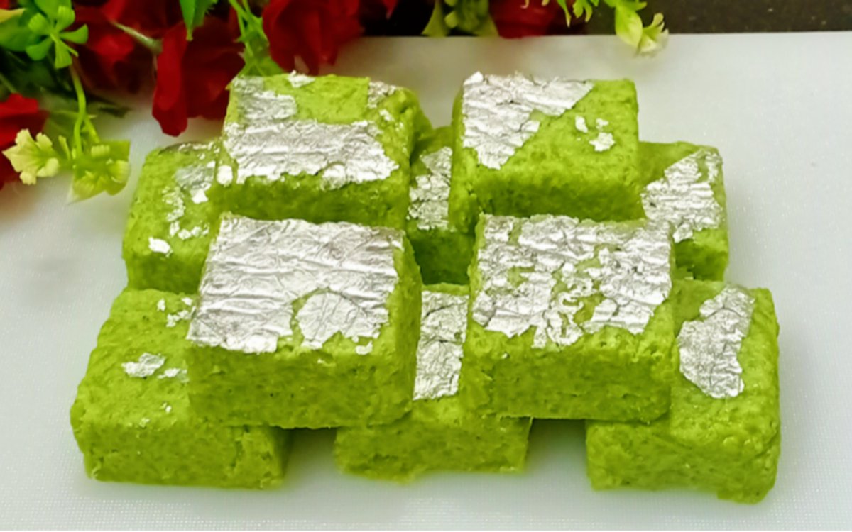 sonyskitchen100's tweet photo. Lauki ki barfi recipe πππ
https://t.co/6zPPRv4H2B
#sonyskitchen
#lauki_ki_barfi
#lauki_ki_mithai
#RakshaBandhan_special_sweet
#youtubeindia https://t.co/nRedCHmPCD