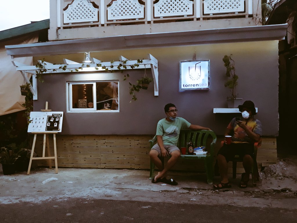 japsilogue's tweet photo. @JnYvan and Jeremy were #torrenteafied https://t.co/4GPcoRQIyp