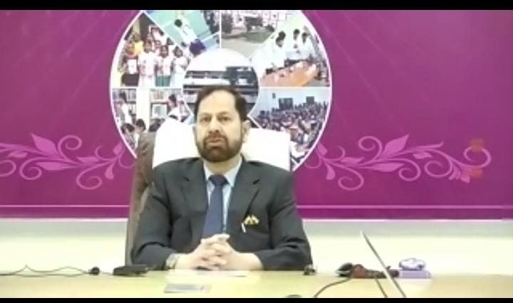 dl_magazine's tweet photo. We identified one lecture from every college & provided them training, so that they can help students to overcome their exam fear says, Syed Omer Jaleel, #IAS Secretary & Commissioner, Board of Intermediate Edu, Govt of #Telangana
Live: https://t.co/Z2Yu9CDwVH
#EletsWebinar https://t.co/qKrgUwcAUr