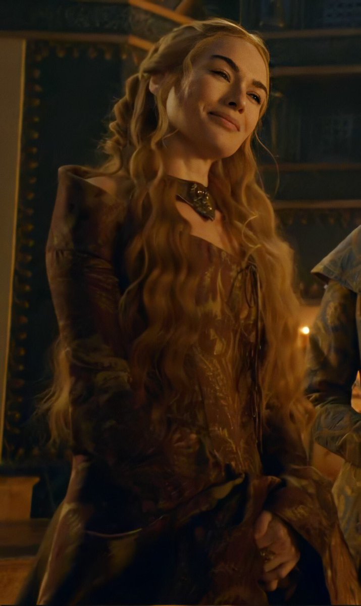 The Lioness is already in a bad mood, don‘t try to make it worse. Or feel her fury. :))))))