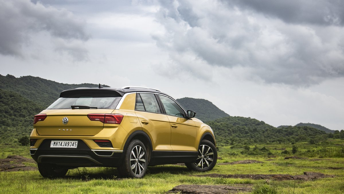 CarWale's tweet photo. With the T-Roc, Volkswagen aims to expand its presence in the SUV space in India. Slotted below the Tiguan AllSpace, the T-Roc will be VW's most affordable SUV till the Taigun comes around. We have driven it - https://t.co/95rAxE1Dhs
#CWReview #Volkswagen #VolkswagenTRoc #TRoc https://t.co/tHDT17p934