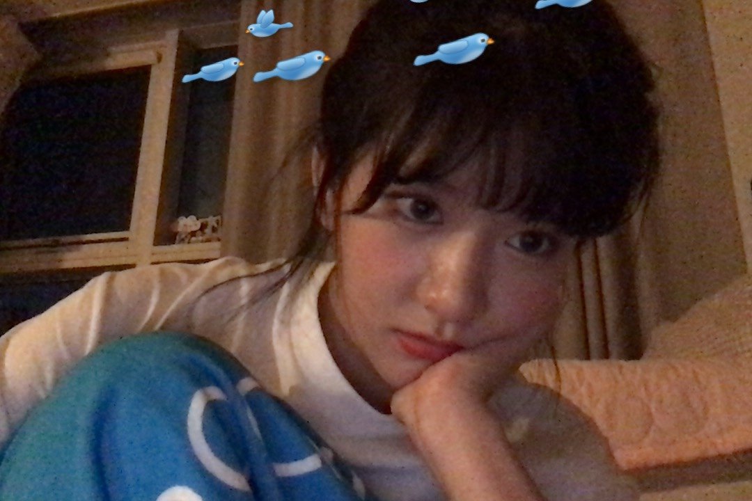 EXY_S2's tweet photo. 야 짱친 같이 좀 찍어줘! https://t.co/oDa0PaCQOW