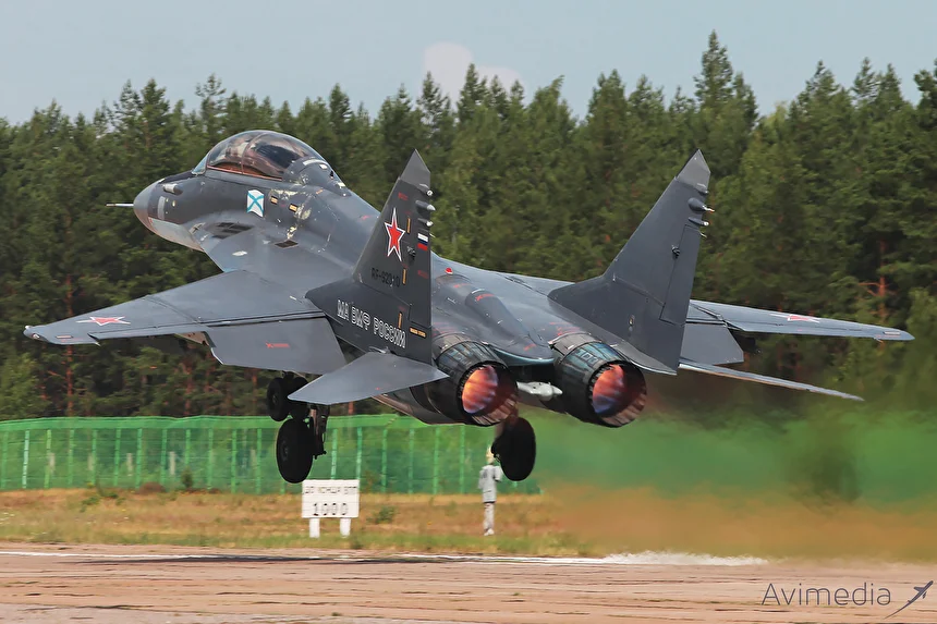 Ed6WVxrWkAUO3NK?format=png&name=900x900