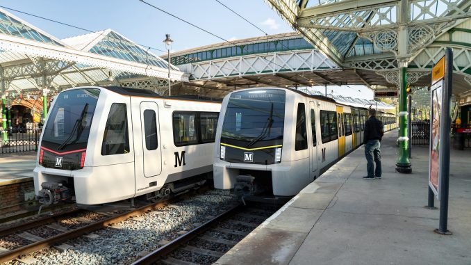 SaveATrain's tweet photo. Bring on more trains - https://t.co/NJeUtcOKHi #stadler #newcastle #newtrains #newrail #commercialrail #commercialtrain #longtrains #metro #trainfleet #railfleet https://t.co/GqrvrGDfV0