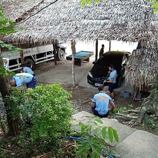 pnpsaf_6sab61sa's tweet photo. 61SAC personnel conducted polishing of AOR in relation to Maintenance of Facilities at H61SAC, Camp Tirambulo, Brgy. McKinley, Guihulngan City, Negros Oriental.
#PNPPATROLPlan2030
#Tagaligtas
#PNPKakampiMo
#WeServeAndProtect
#WeHealAsOne
#TeamPNP https://t.co/5TrmPcdBfi