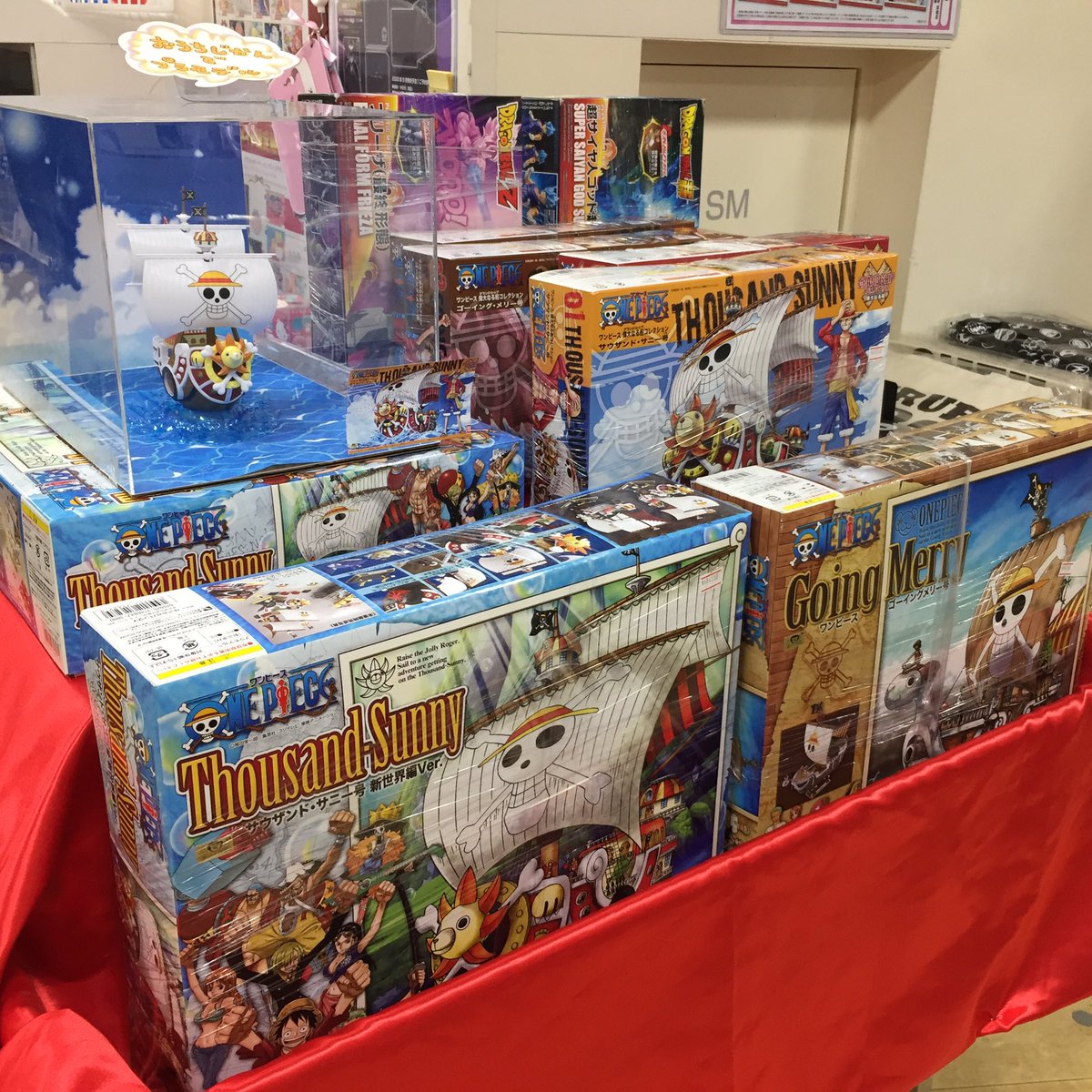 アニメイト渋谷 短縮営業中 Twitterissa おすすめグッズ情報 One Piece プラモデルのご紹介 水面を力強く進む サウザンド サニー号がプラモデルで登場シブ 只今プラモデルコーナーにてご覧頂けます ワンピース Onepiece プラモデル