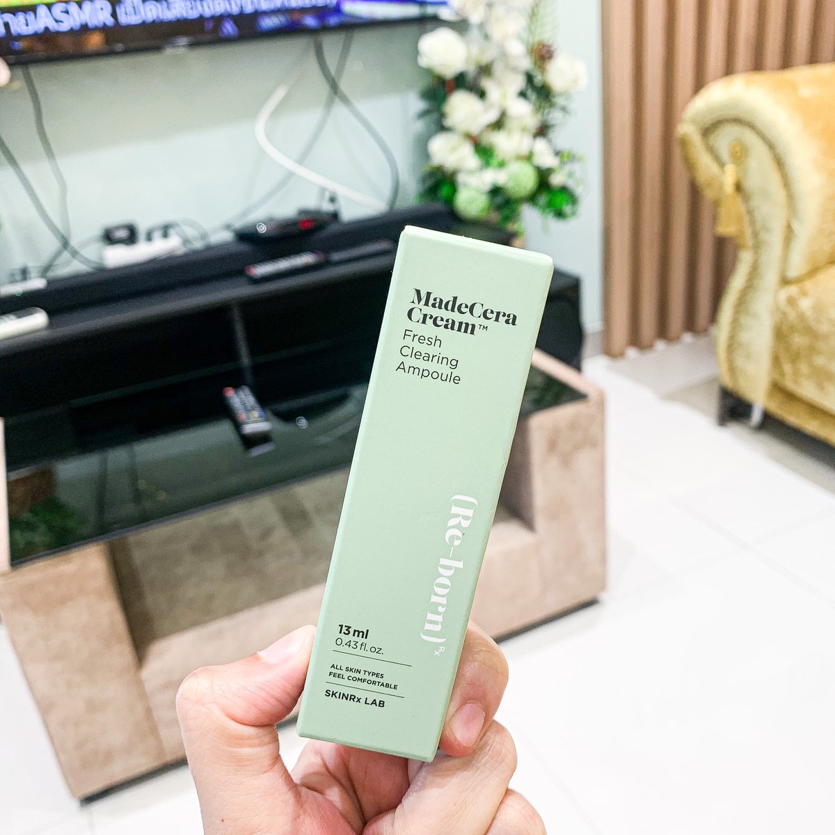 samipangsri's tweet photo. มนุษย์สิวที่เอะอะสิวขึ้น นี่อยากแนะนำตัวนี้ MadeCera Cream Fresh Clearing Ampoule ดีจริงงง ใช้แล้วหน้าไม่แห้งด้วย ชอบตรงนี้ ทาเลยก่อนนอนหรือหลังล้างหน้า ดีย์ 10/10 !!!

#เรื่องหน้าไม่ไหวอย่าฝืน #Howtoperfect https://t.co/sSSkvgBxkT