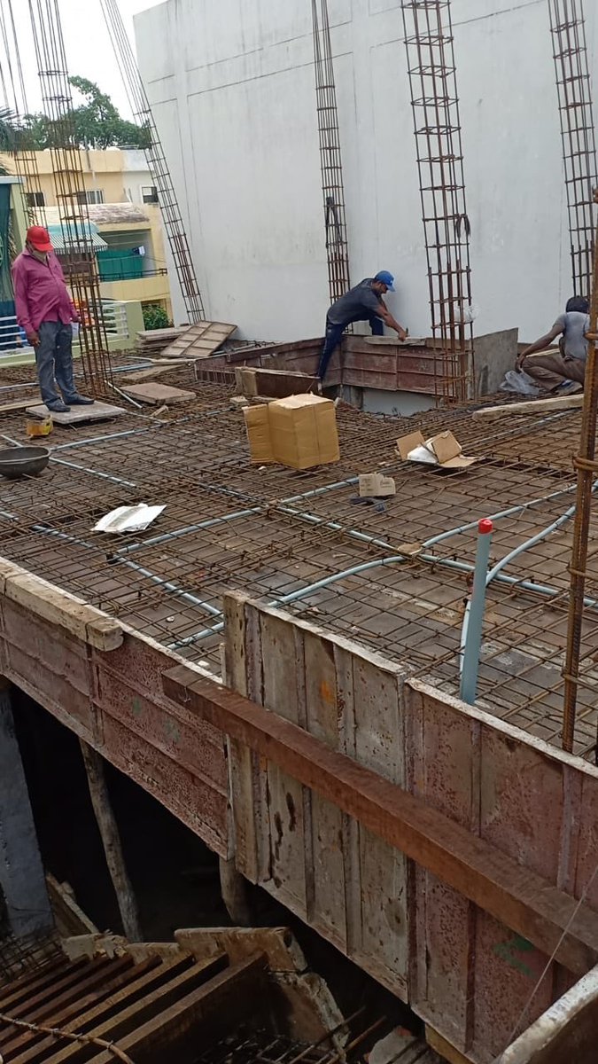 vaidravvi's tweet photo. Slab steel binding finished along with electrical work...ready for casting https://t.co/Q4W75GMYwC