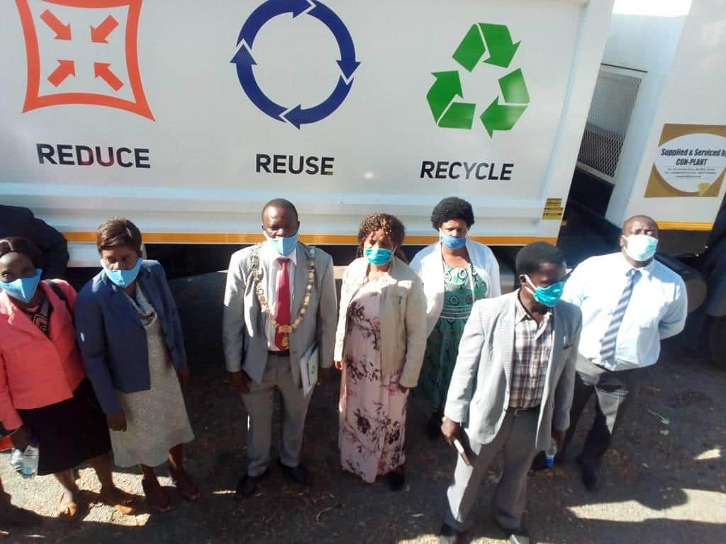 mashwestcitizen's tweet photo. #Kariba - a safe destination under Our MDC Alliance led council. They procured a brand new refuse truck this week. Earlier bought new water purification equipment. They are focused squarely on service delivery. #smartcities @pcmagunje
@hwendec @mdc_norton
@mtkelvin
@MakomboreroH https://t.co/Tj04Oczs29