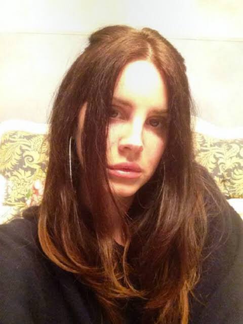 EmiliaRoseStan's tweet photo. Everyone is beautiful. Beauty is subjective. What you don’t find beautiful, might be something others do. Respect the fact that everyone is beautiful and if you don’t personally think someone is, then it’s not the best opinion to be shared on social platforms. #WeLoveYouLANA https://t.co/WfzLuGGjI2