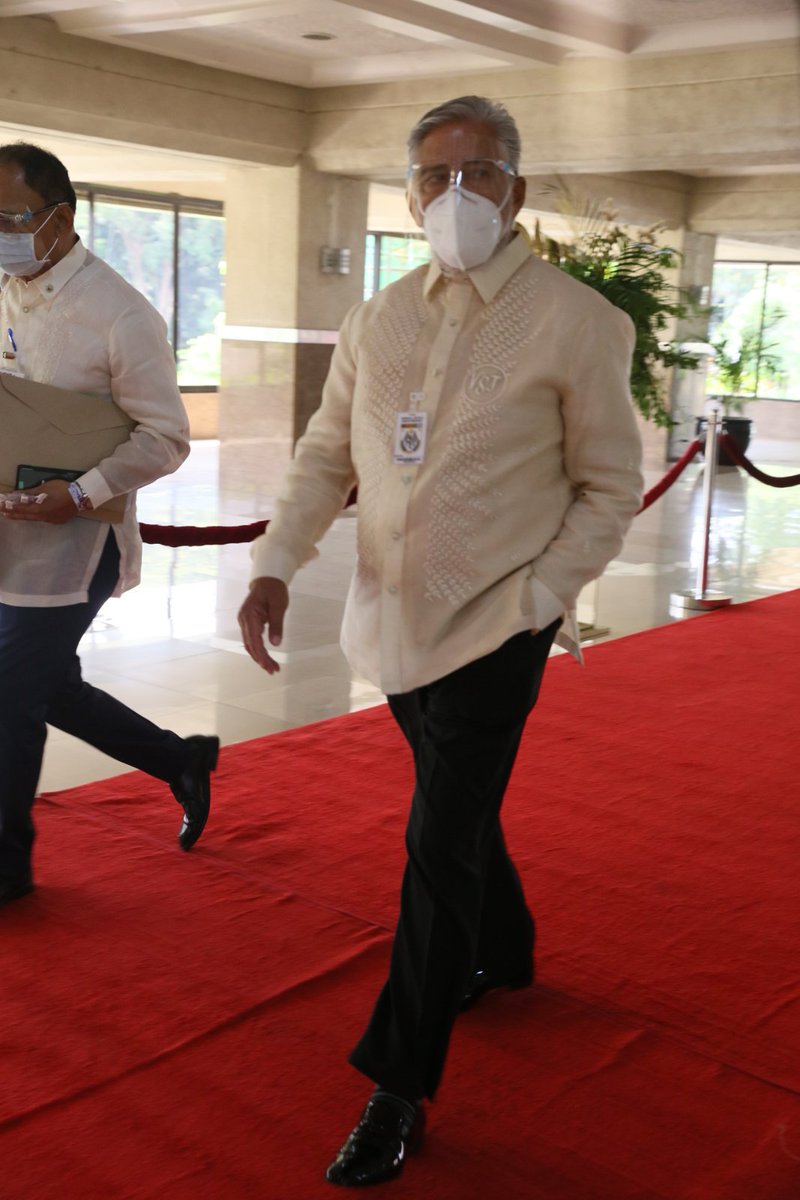 Gma News On Twitter Look Senate Pres Vicente Sotto Iii Arrives In Batasang Pambansa To Attend President Rodrigo Duterte S 5th Sona Sotto One Of The Eight Senators Who Will Be Physically Present