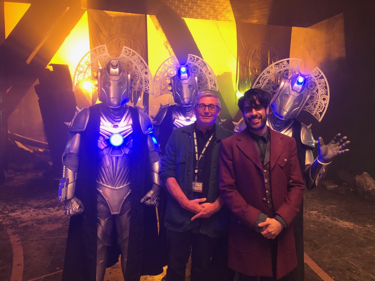 InTheEditPcast's tweet photo. Episode 16 featuring Costume Designer @HolmanRay is now LIVE!
Listen on these platforms:
https://t.co/ssiF6aliIF
or
https://t.co/8aCZMV2kC1
& iTunes, Google Podcasts, or wherever you get your podcasts.
#Cardiff #Film & #TV #MakingOf #Podcast
#RayHolman #DoctorWho #Broadchurch https://t.co/VcWMna5fPT