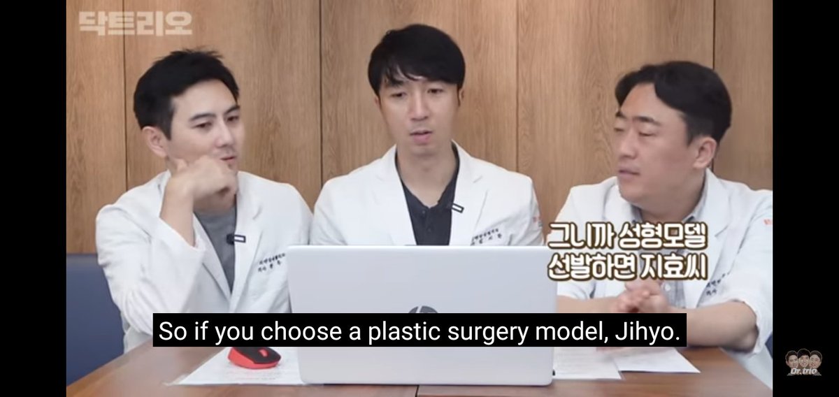 TWICE image analysis by plastic surgeons. Who is she with perfect features? - JIHYO  @JYPETWICE"most celebrities have big eyes. This is the top""All eyes, nose and lips are pretty"Well