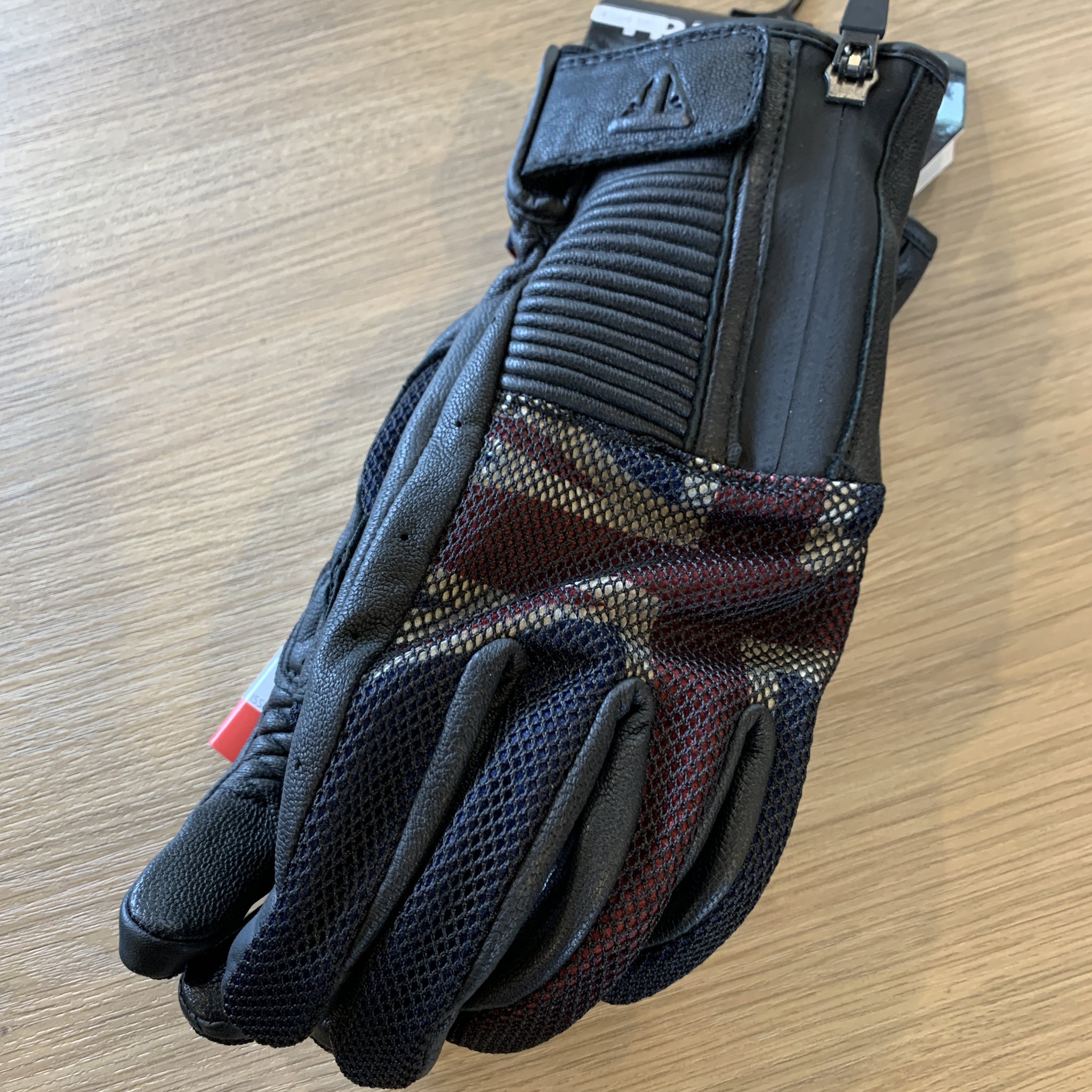 TRIUMPH トライアンフ FLAG MESH GLOVE Sサイズ
