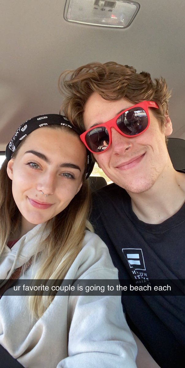 AndromedaMua's tweet photo. i just want everyone to see how cute we are🥺👉👈 https://t.co/mHoQ2Q2X50