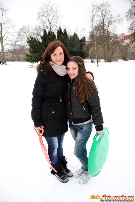 Jajj, de r&eacute;g volt ez &eacute;s hogy  &eacute;lveztem kint a hidegbe ezt a kis m&oacute;k&aacute;t bevezet&eacute;snek 😁😄 #I❤girls#18#Pr&aacute;ga#<a href="/tag/i"class="tags"><span>#i</span></a>