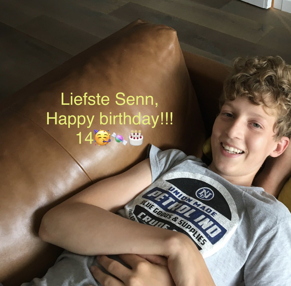 veerle_beek's tweet photo. @SH_JVerkenners, Gelukkige verjaardag lieve Senn! Geniet van deze speciale dag op een fantastisch leuk kamp. 14!😘xxx mama&amp;papa https://t.co/QNQTS5wlgE