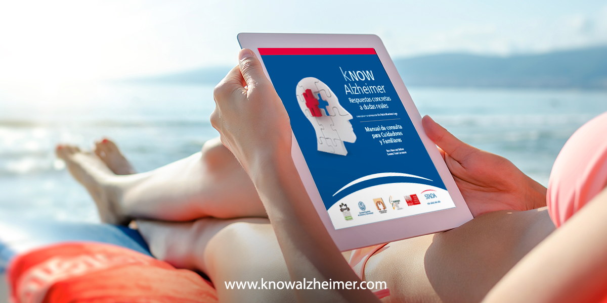 KnowAlzheimer's tweet photo. 📖 La mejor lectura para el verano si convives con alguien que padece #Alzheimer es nuestro Manual para Cuidadores ⬇️

☑️Pautas
☑️Consejos
☑️Recomendaciones
☑️Casos más habituales

🟢En un solo libro, en digital y gratuito.

Consíguelo en ➡️ https://t.co/YreOndfl9C https://t.co/KuyWIPVYKM