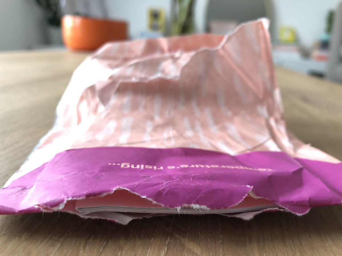 pol_ridg's tweet photo. @Hermesparcels do you and your drivers honestly think this is an appropriate way to deliver a parcel!? Appalling service! #ripped #open #stolen #missing #broken #medical https://t.co/LyTYE5QD4c