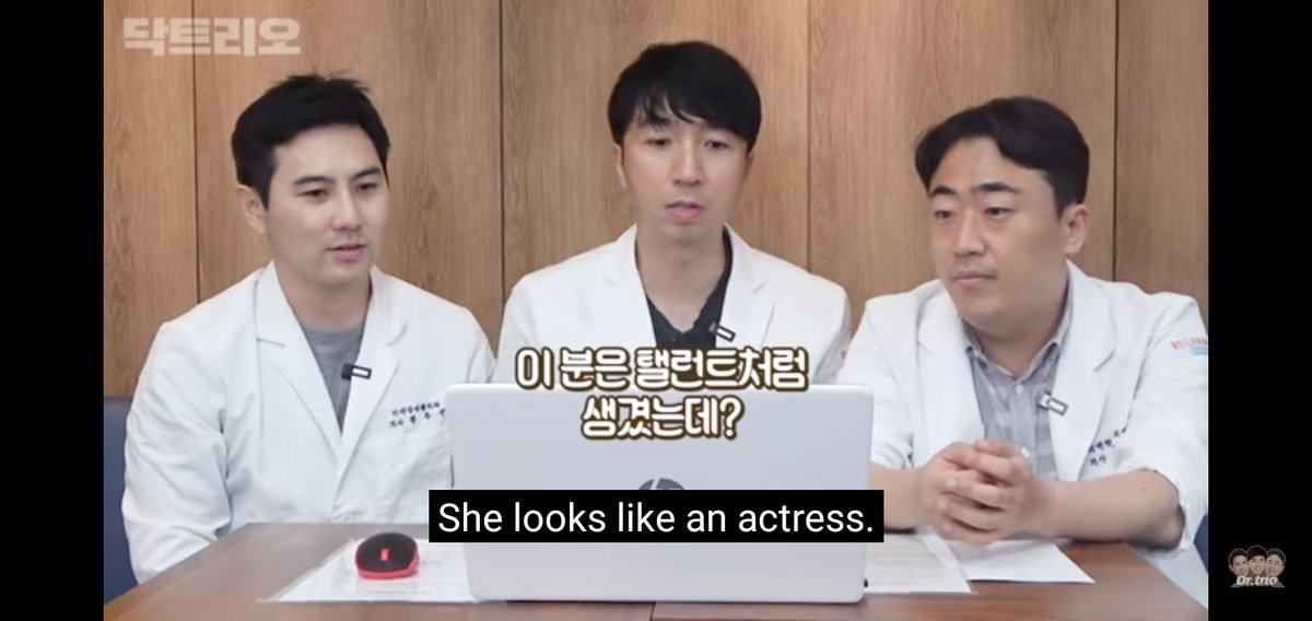 MINAMina has an elegant and innocent beauty. An elegance personified indeed. She really has an actress vibe so I wouldn't be surprise if our Black Swan will be a female lead in a Japanese Movie or drama. Her facial features are just perfect.