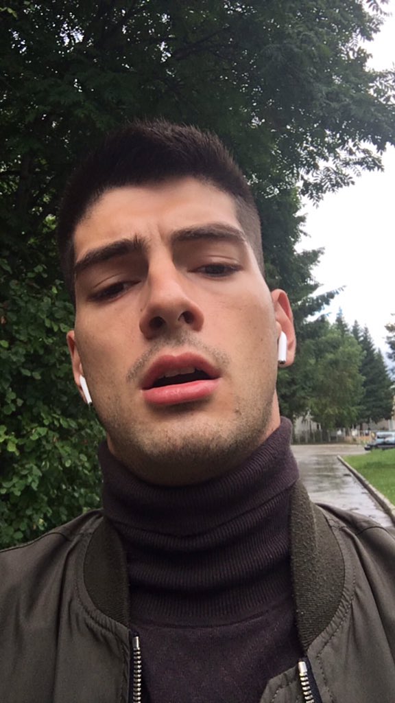 kalars28's tweet photo. Гуляем https://t.co/ykxerLRWiM