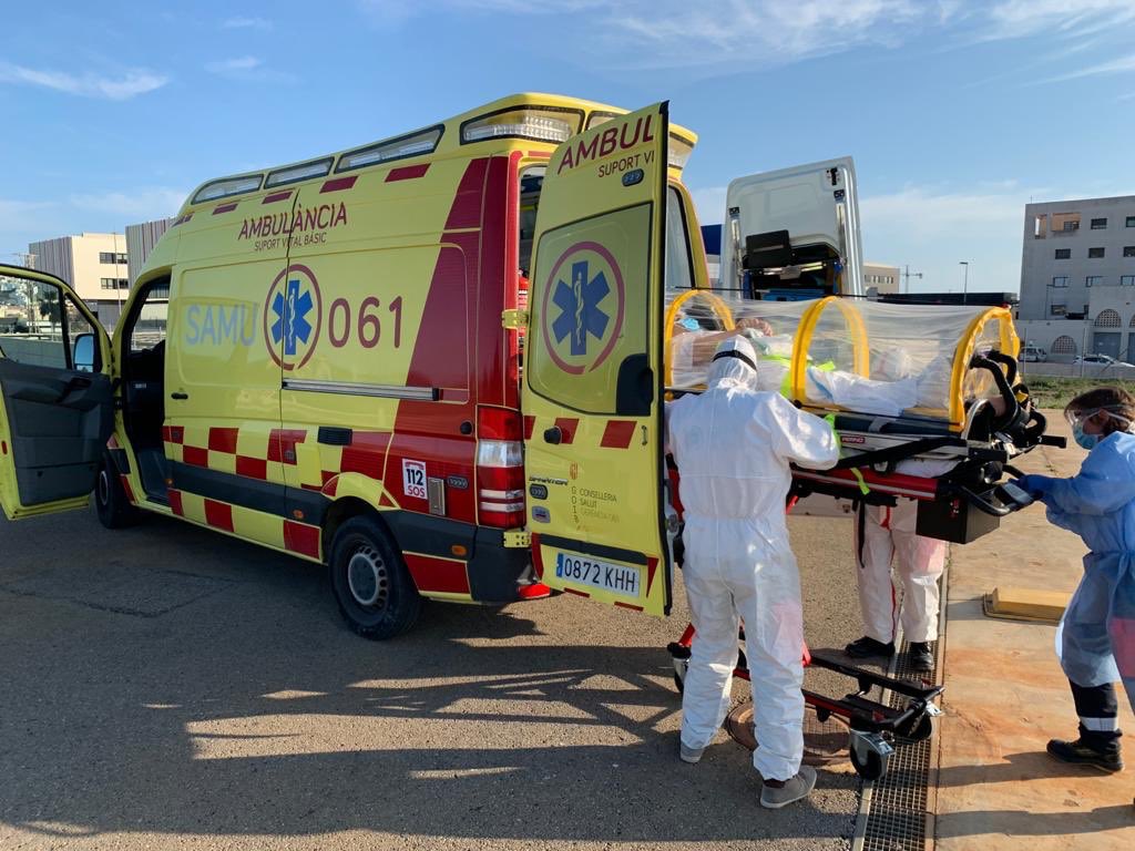 GSAIB_Balears's tweet photo. NUEVAS Ofertas de trabajo categoría TES en de #Menorca : 
👷🏻‍♂️👷🏼‍♀️🚑

Pincha en el enlace a la oferta laboral del SOIB👇👇👇

https://t.co/RNjXNHPQqK

@GSAIB_Balears 
@SAMU061IB https://t.co/yqZPtEFcAw