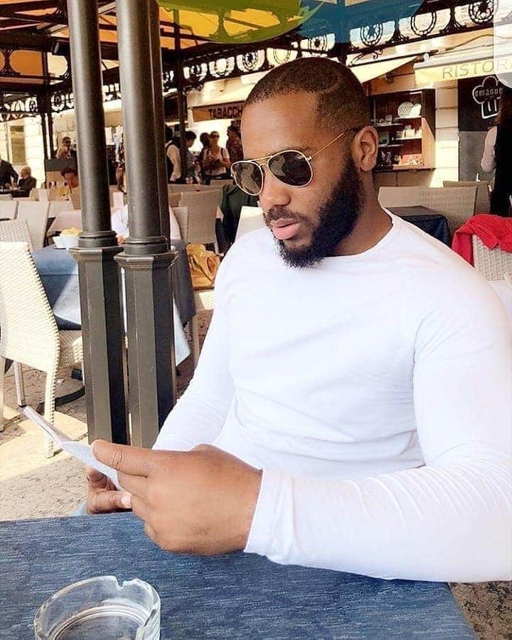 VOTE kiddwaya to 32052
The code