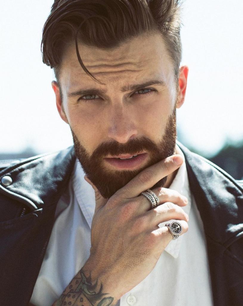Levi stocke без бороды