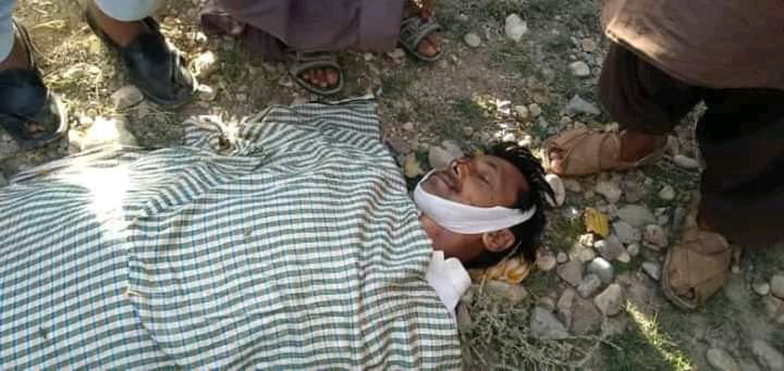 BalochLatif's tweet photo. بلوچستان کے صحافیوں کو انتہائی نامساعد اور کھٹن حالات کا سامنا ہے، وہ ناموافق حالات اور خطرات میں کام کرنے پر مجبور ہیں۔
سچ بولنے کے لئے انہیں جان سے ہاتھ دھونا پڑتا ہے انوار کو بھی سچ کے لئے مرنا پڑا۔ 
#JusticeforAnwarJan

@BBCUrdu 
@Salamsabr 
@RiazSangi 
@zehrinaeema 
@mazdaki https://t.co/S61ydXOPmq