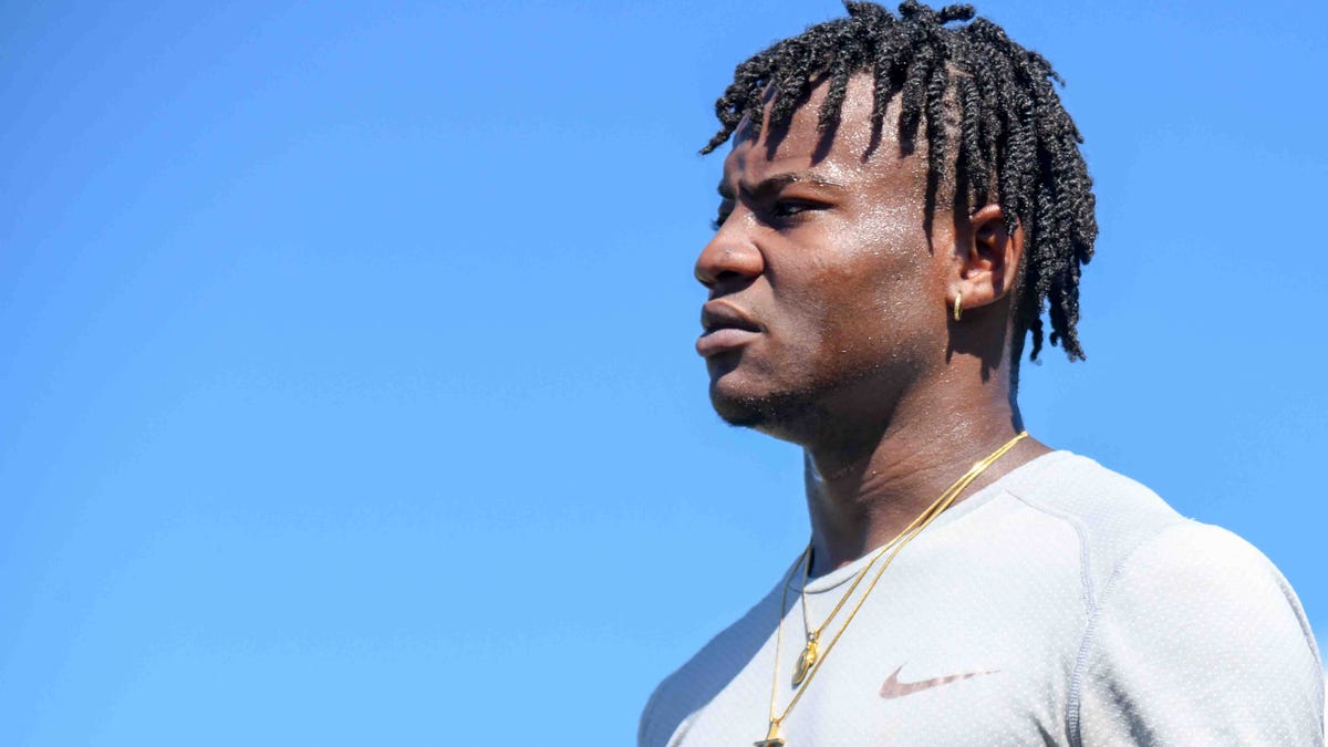 CLSports's tweet photo. PHOTOS: Dandy Dozen – Meet Laurel's Kanarius Johnson https://t.co/wLJxjXjFZY https://t.co/q18E6m1ei0