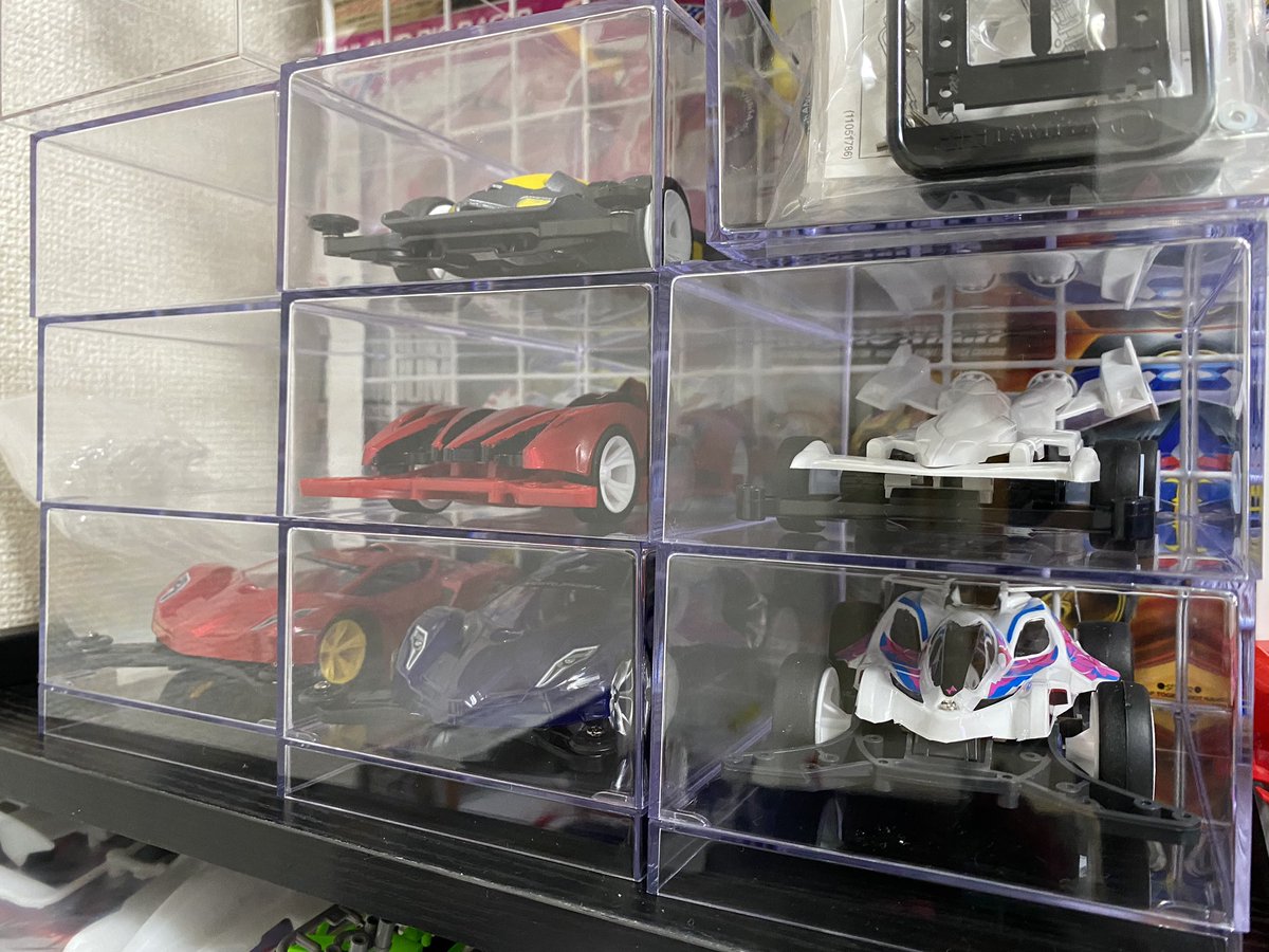 いとまさ Youtubeプロモーター ドローン ミニ四駆 リフォーム 部屋でミニ四駆を眺める用スタンド と ミニ四駆ディスプレイケース ミニ四駆