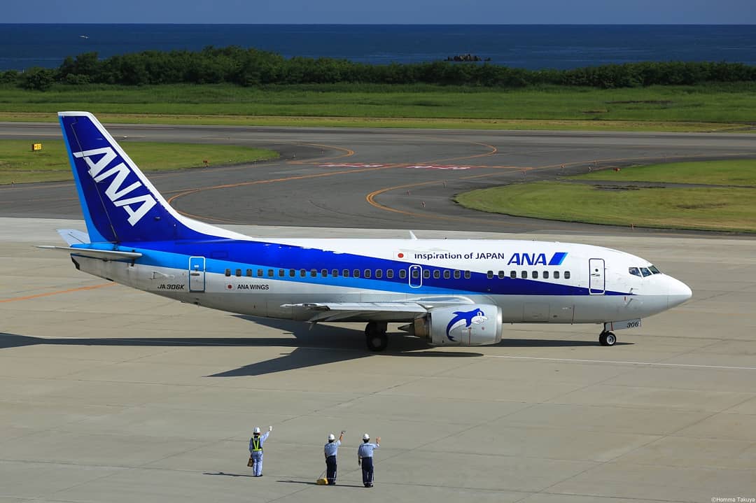 新潟空港 Anaさんの新潟ー沖縄線 25周年 1995年運航開始 １０ ５月の間 37 800で運航 沖縄へのレジャーでのご利用が多く 乗られた方も多いかもしれません また多くの方にご利用いただければ 嬉しいです 新潟空港 新潟空港シン ソラプロジェクト 新空