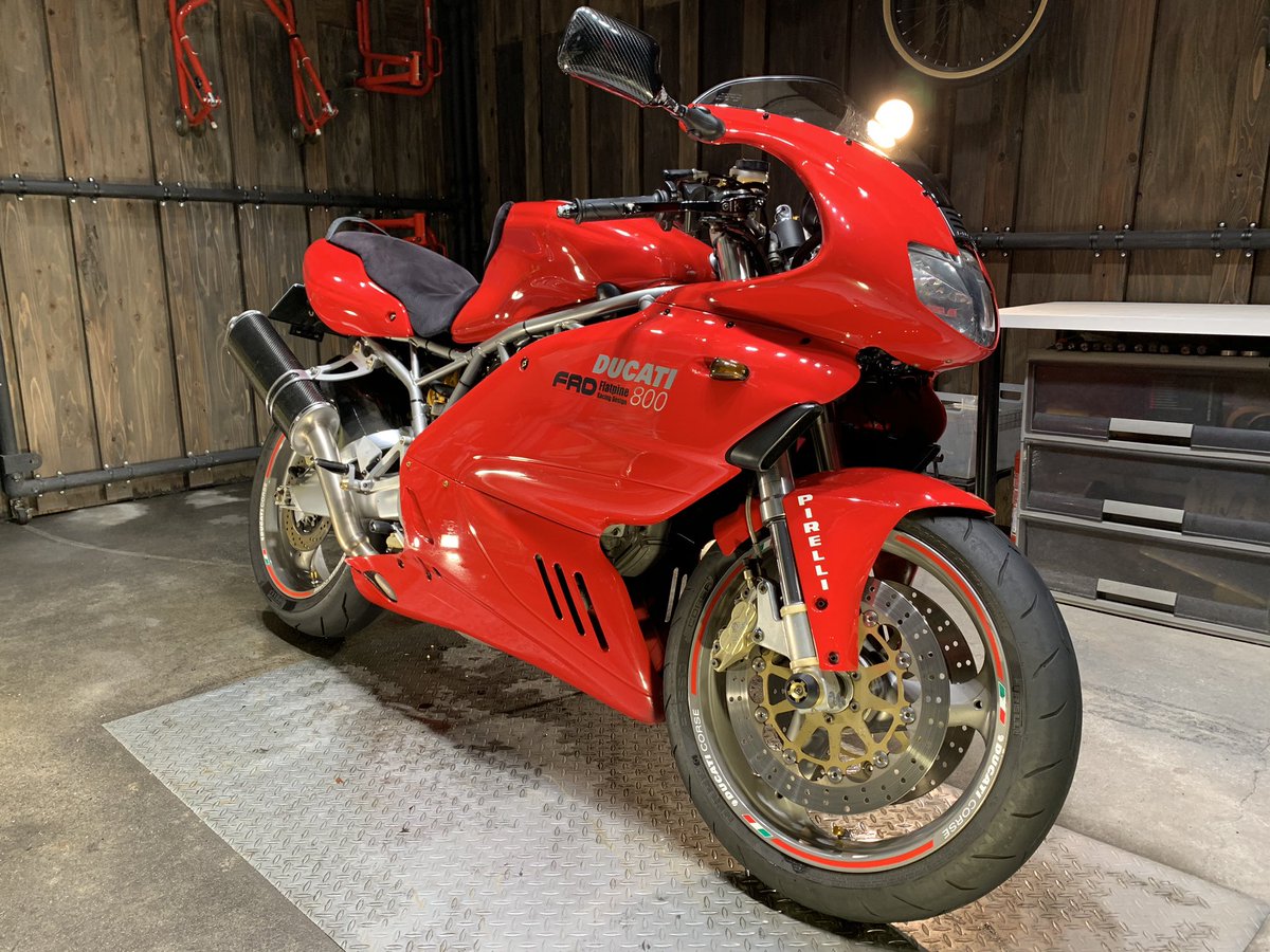 RebornBikewash's tweet photo. DUCATI SS800🏍
手洗い洗車STご利用頂きありがとうございます🌟
#reborn
#rebornbikewash
#バイク洗車
#墨田区
#洗車
#バイクが好きだ
#バイクのある生活
#チェーンメンテナンス
#撥水コーティング
#bikewash
#motowash
#motorlife
#motorcycle
#motorbike
#motor
#moto
#bike
#ducati
#ss800 https://t.co/9G4tRMckfS