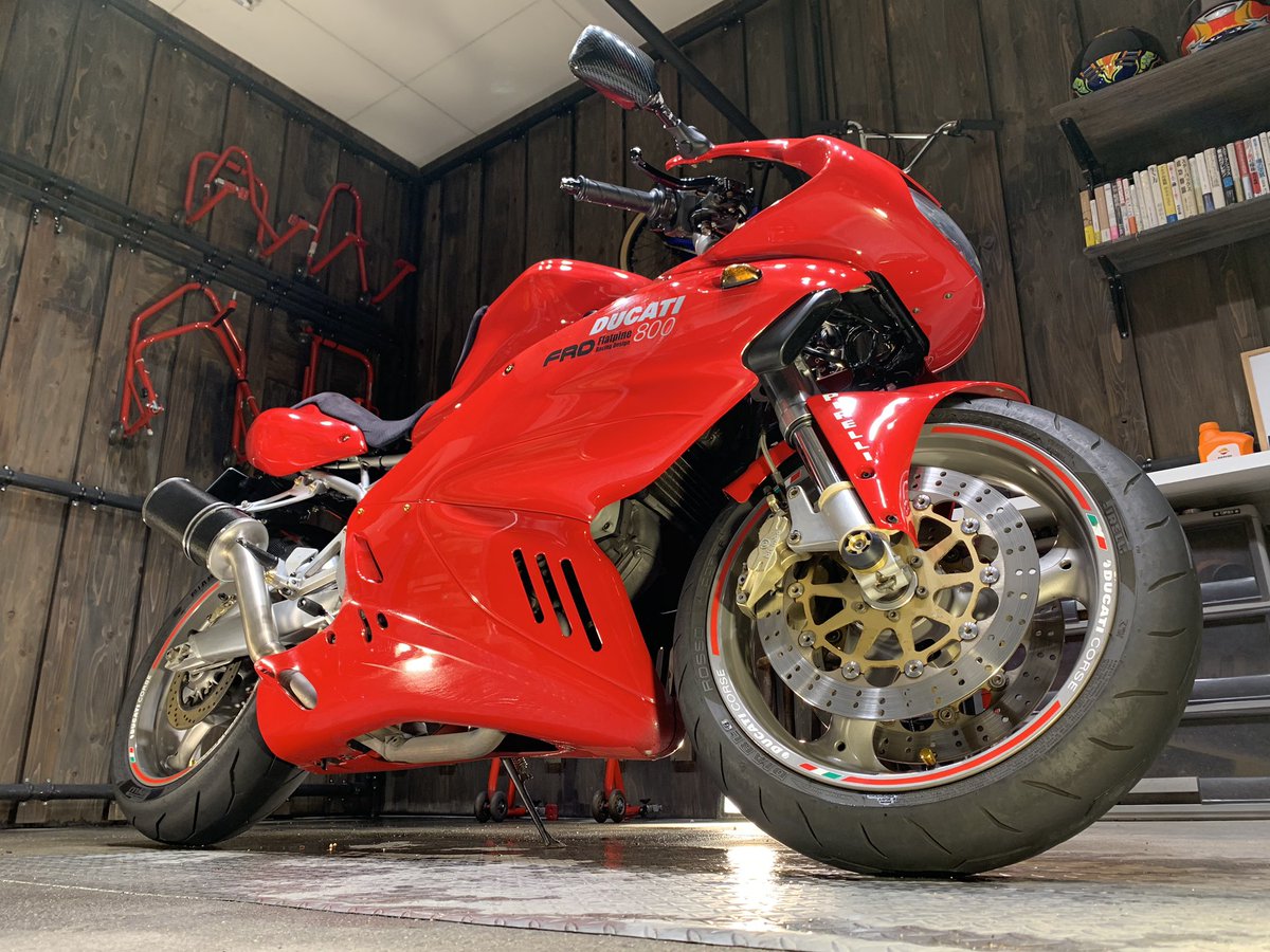 RebornBikewash's tweet photo. DUCATI SS800🏍
手洗い洗車STご利用頂きありがとうございます🌟
#reborn
#rebornbikewash
#バイク洗車
#墨田区
#洗車
#バイクが好きだ
#バイクのある生活
#チェーンメンテナンス
#撥水コーティング
#bikewash
#motowash
#motorlife
#motorcycle
#motorbike
#motor
#moto
#bike
#ducati
#ss800 https://t.co/9G4tRMckfS