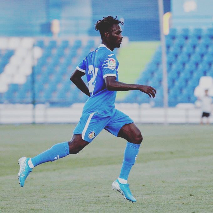 En primer lugar, quería agradecer especialmente a todos los seguidores de GETAFE durante estos 3 años dentro del club. Me han mostrado todo su apoyo. Agradezco a los líderes del club GETAFE por haber confiado en mí. Gracias al entrenador y a todo su personal de m.  `` Después de